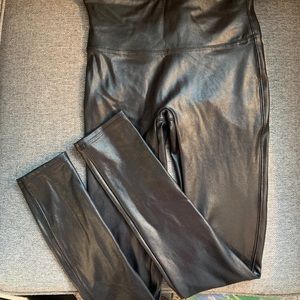 Spanx Faux Leather leggings